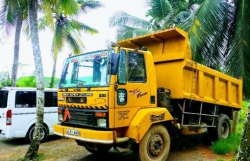 Ashok Leyland Tipper 2010