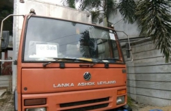 Ashok Leyland E-Comet 1112 2011