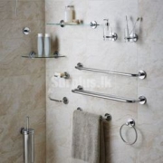 Bathroom accessories set