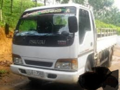Isuzu Lorry 2000
