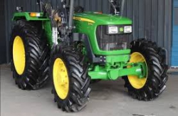 JOHN DEERE 5045D TRACTOR 4WD