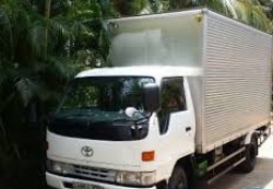 Toyota DYANA 1999