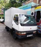 Mitsubishi canter 2001