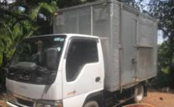 Isuzu Elf Lorry 10.5 Feet2005