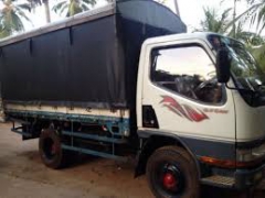 Mitsubishi canter 2000