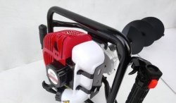 Earth Auger MEN MK2013 Petrol 2 stroke with 8″ x 32″ attachment augur