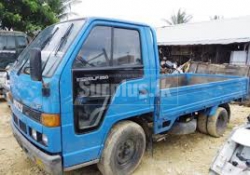 Isuzu elf 1989