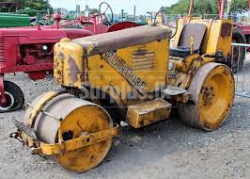 Kiloutou 4 ton roller