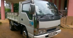 Isuzu Tipper 2003