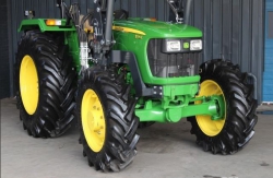 John deere 4wed 5045d
