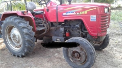 Mahindra Tractor 575
