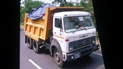 Tata 10 wheeler LPT2516 2009