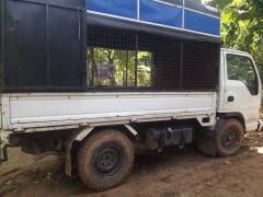 Mitsubishi Tipper truck 2001