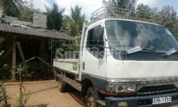 Mitsubishi canter 14.5 ft 1994