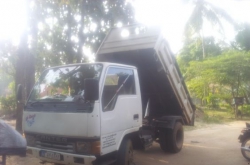 Mitsubushi Canter Tipper