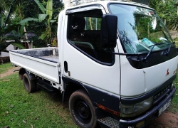 Mitsubishi Sudupata 2001