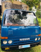 Nissan Atlas 1990