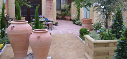 Terracotta floor pot