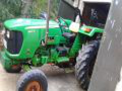 John Deere 5047D