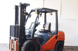 Toyota ForkLift 3 Ton